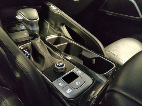 Used 2022 Kia Telluride EX w/ EX Premium Package image 26