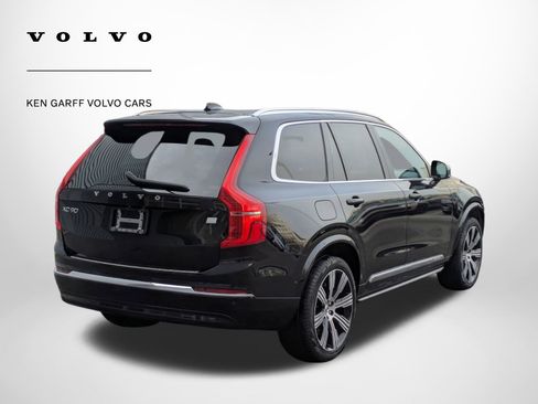 Certified 2024 Volvo XC90 T8 Ultimate w/ Protection Package Premier image 3