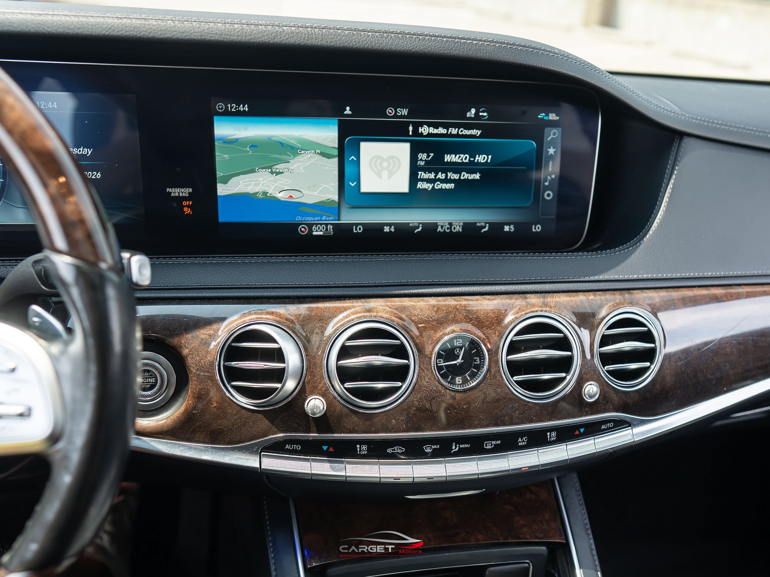 Used 2019 Mercedes-Benz S 560 4MATIC Sedan image 31