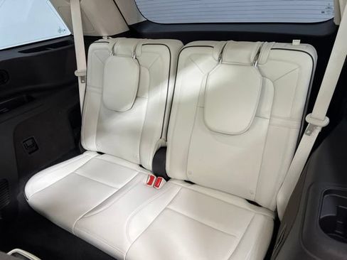 Used 2024 Lincoln Aviator Black Label AWD/4WD image 12