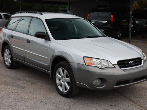 Used 2007 Subaru Outback 2.5i AWD/4WD image 15