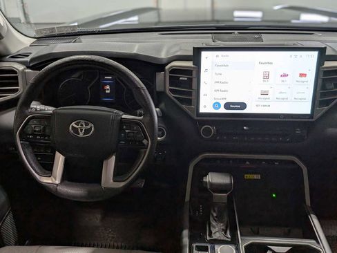 Used 2023 Toyota Tundra Limited image 5