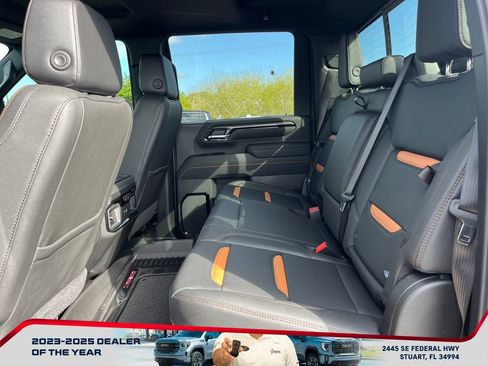 New 2026 GMC Sierra 2500 AT4 w/ AT4 Preferred Package image 11