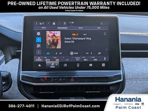 Used 2022 Jeep Compass Latitude w/ Sun and Sound Group AWD/4WD image 19