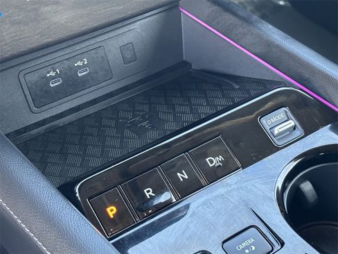 New 2025 Nissan Murano SL image 18