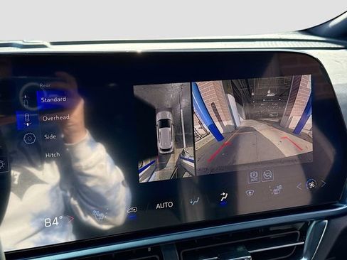 New 2026 Chevrolet Equinox EV LT image 15