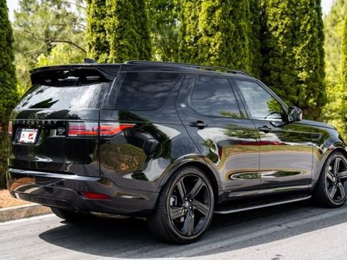 Used 2023 Land Rover Discovery HSE R-Dynamic AWD/4WD image 16