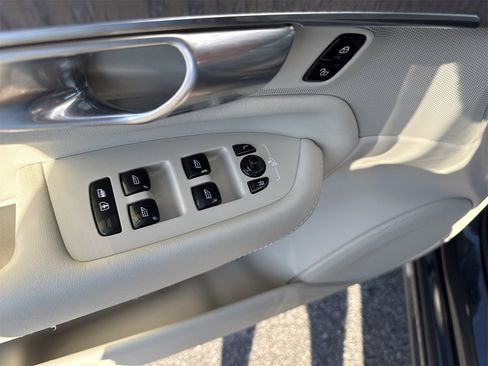 Used 2022 Volvo XC90 T6 Inscription w/ Advanced Package image 43