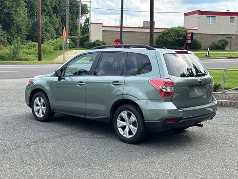 Used 2015 Subaru Forester 2.5i Premium AWD/4WD image 5