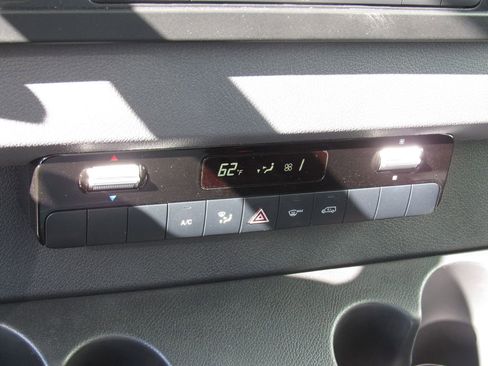 Used 2023 Mercedes-Benz Sprinter 3500 image 35