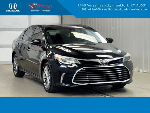 Used 2016 Toyota Avalon Limited image 1