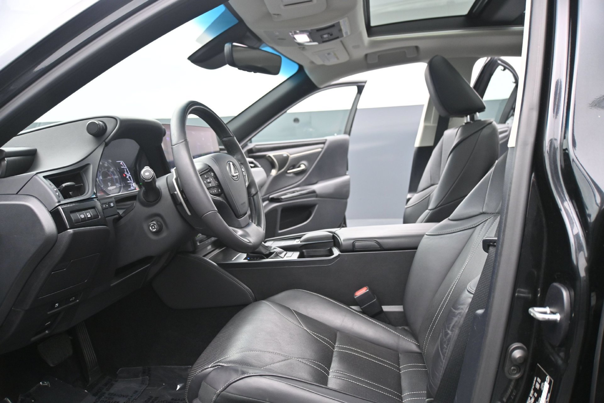 Used 2022 Lexus ES 350 Ultra Luxury FWD image 24