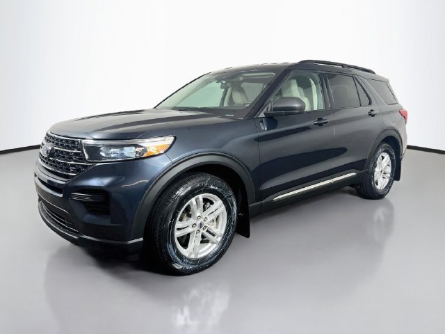 Used 2022 Ford Explorer XLT w/ Class IV Trailer Tow Package RWD image 5
