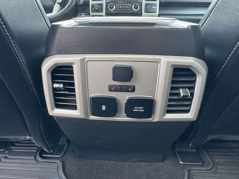 Used 2019 Ford F150 Lariat w/ Equipment Group 502A Luxury AWD/4WD image 33