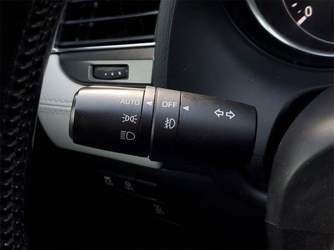 Used 2017 MAZDA MAZDA6 Grand Touring image 18