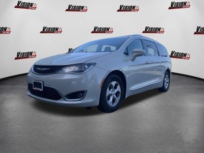 Used 2017 Chrysler Pacifica Touring-L Plus
