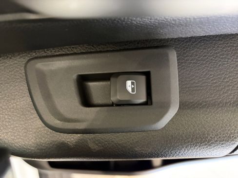 New 2026 RAM 1500 Express AWD/4WD image 34