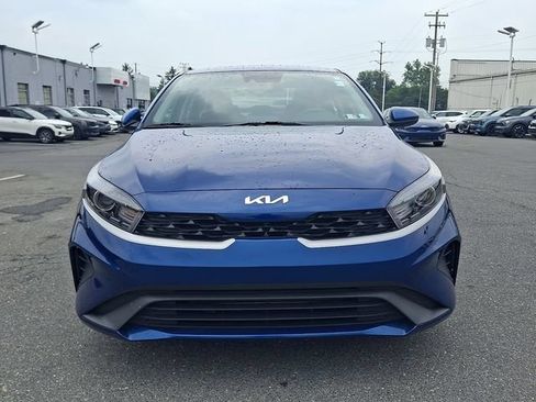Used 2023 Kia Forte LXS FWD image 2