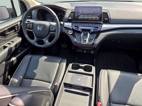 Used 2025 Honda Odyssey Touring image 31