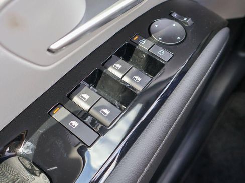 New 2026 Hyundai Tucson Limited image 18