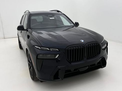 New 2026 BMW X7 xDrive40i w/ M Sport Package image 3
