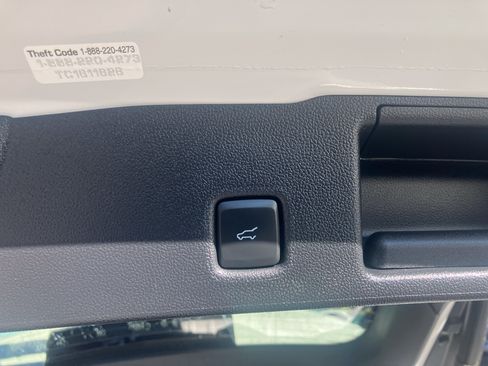 Certified 2021 Ford Escape SEL AWD/4WD image 13