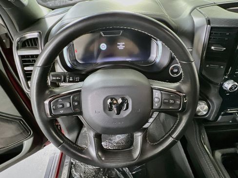 Used 2023 RAM 1500 Limited AWD/4WD image 11