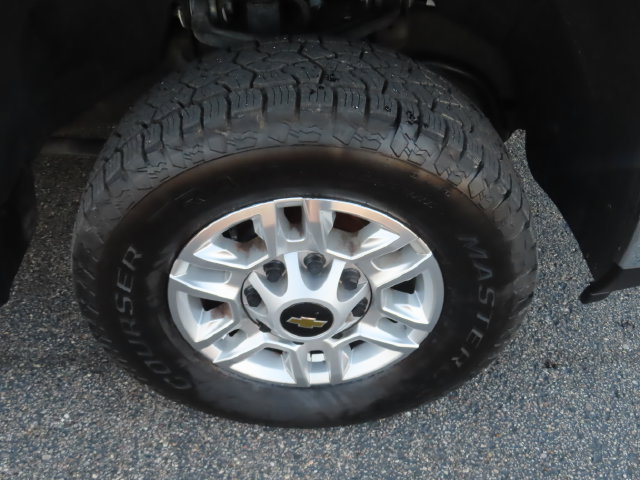 Used 2025 Chevrolet Silverado 2500 LT w/ Safety Package AWD/4WD image 14