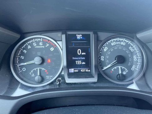 Used 2023 Toyota Tacoma TRD Off-Road image 27