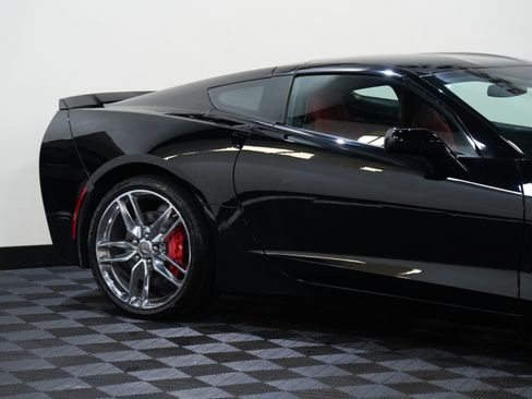Used 2014 Chevrolet Corvette Stingray Coupe RWD image 13