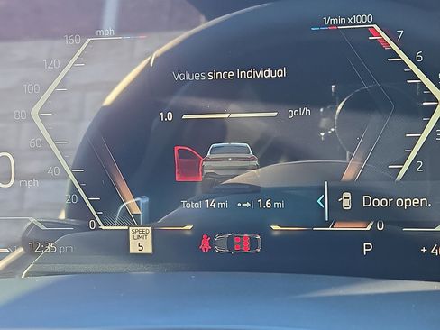 New 2026 BMW X6 xDrive40i w/ Premium Package image 9