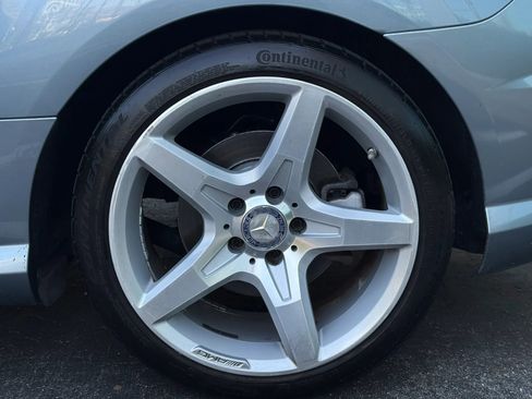 Used 2012 Mercedes-Benz SLK 350 image 17