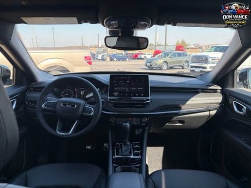New 2026 Jeep Compass Latitude AWD/4WD image 12