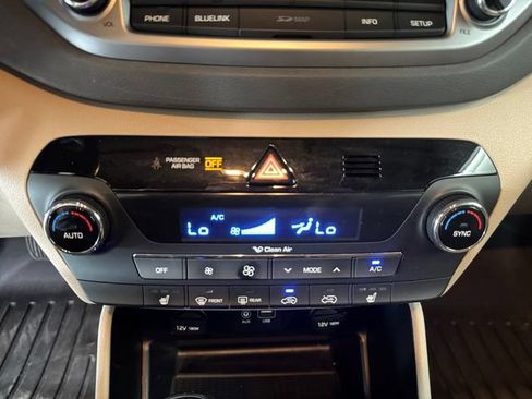 Used 2017 Hyundai Tucson Limited w/ Cargo Package AWD/4WD image 3