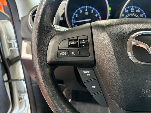 Used 2013 MAZDA MAZDA3 i Sport image 21