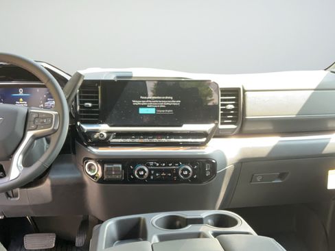 New 2026 Chevrolet Silverado 1500 LT AWD/4WD image 14