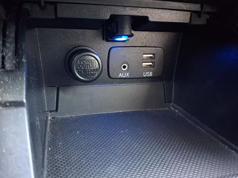 Used 2017 Subaru Outback 2.5i Limited image 21