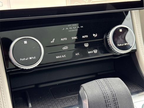 New 2026 Jaguar F-PACE R-Dynamic S image 25