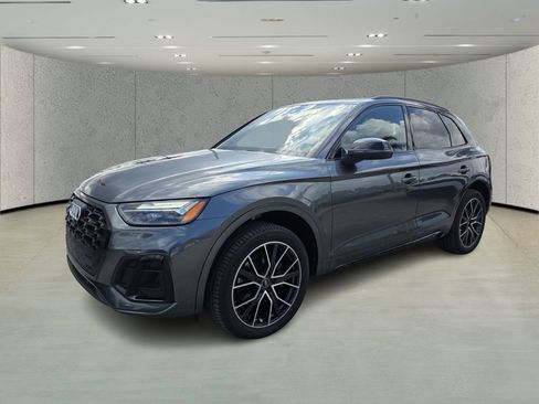 Used 2023 Audi SQ5 Premium Plus w/ Premium Plus Package image 7