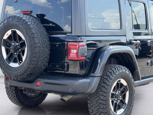 Used 2021 Jeep Wrangler Unlimited Rubicon AWD/4WD image 11