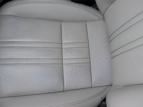 New 2027 Honda HR-V EX-L image 9