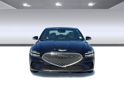 Used 2022 Genesis G70 2.0T RWD image 6
