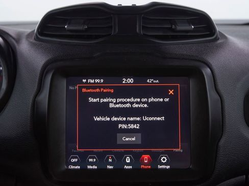 Used 2023 Jeep Renegade Latitude image 28