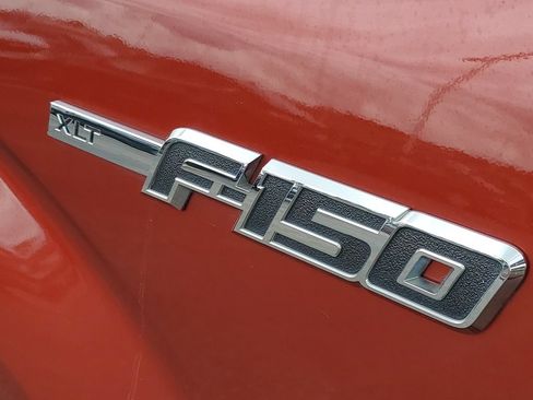Used 2014 Ford F150 XLT w/ XLT Chrome Package RWD image 31