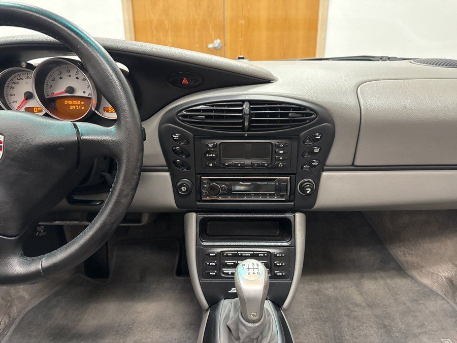 Used 2001 Porsche Boxster S RWD image 18