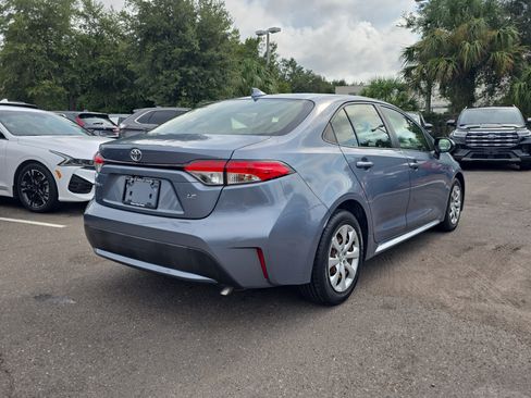 Used 2022 Toyota Corolla LE FWD image 8