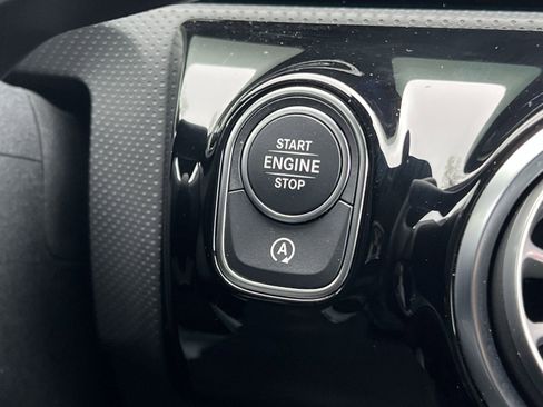 Certified 2026 Mercedes-Benz CLA 250 4MATIC image 37