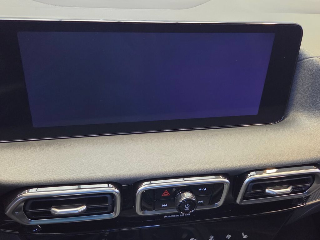 New 2027 Nissan Sentra SV w/ SV Convenience Package FWD image 19