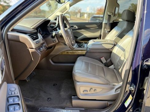 Used 2017 GMC Yukon Denali w/ Open Road Package image 9