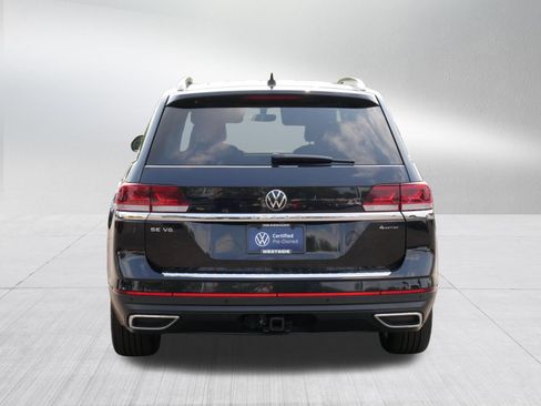 Certified 2023 Volkswagen Atlas SE w/ Panoramic Sunroof Package AWD/4WD image 6